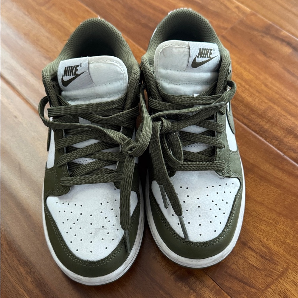 Great Condition Kids Nike Olive and White Athletic Shoes size 5.5